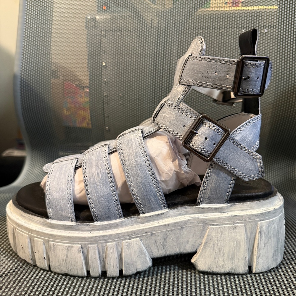 Widow Dolls Kill Call the Spirits White Gladiator Chunky Platform Sandal Goth